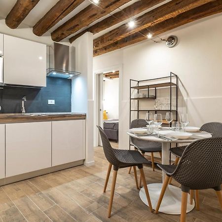 San Marco Pied-A-Terre - Accademia By Wonderful Italy Daire Venedik Dış mekan fotoğraf